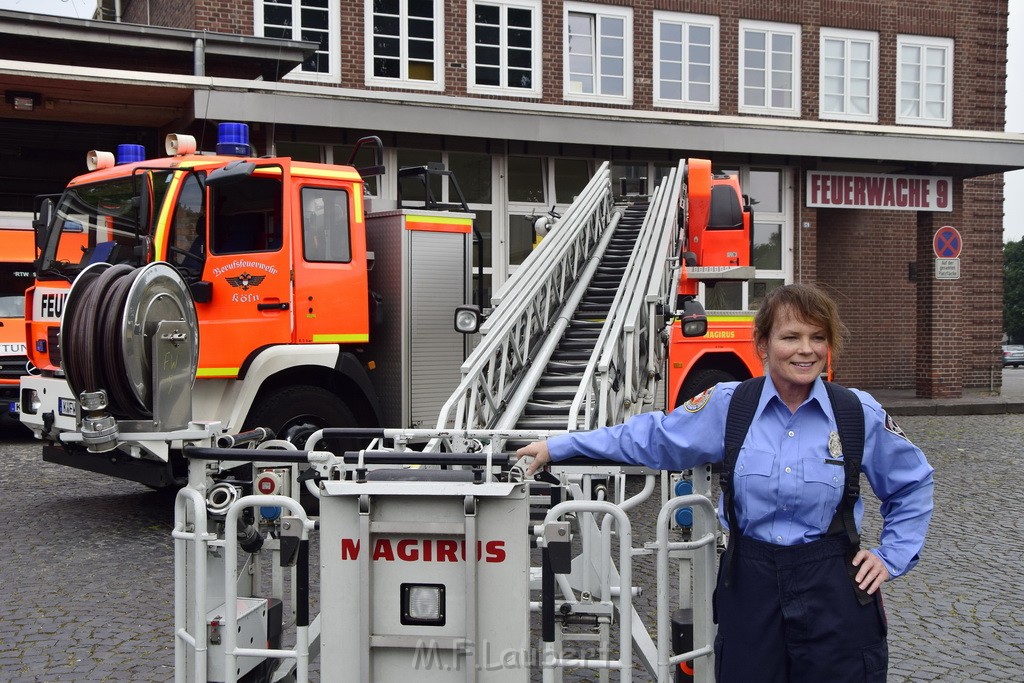 Feuerwehrfrau aus Indianapolis zu Besuch in Colonia 2016 P164.JPG - Miklos Laubert
